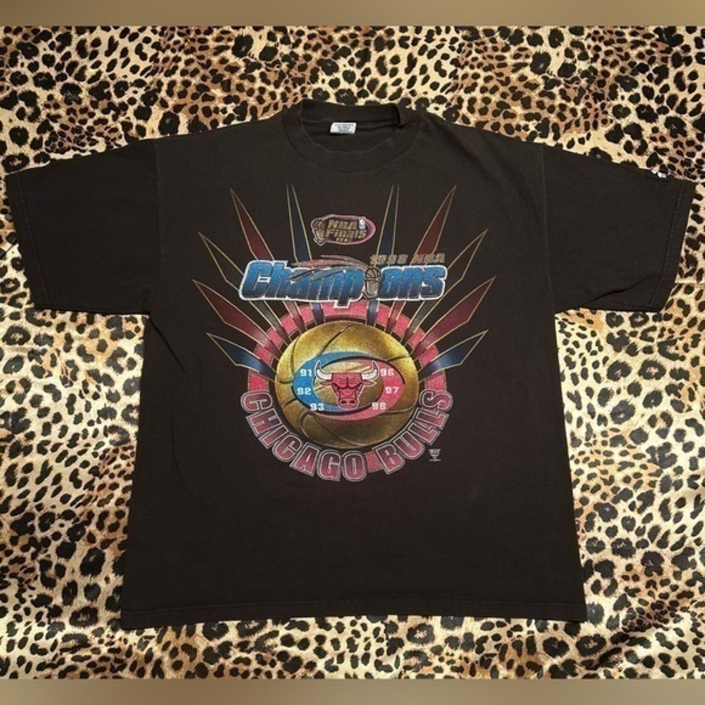 Vintage Chicago Bulls Starter Champions 1998 T-Shirt